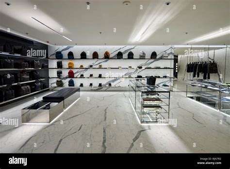 ysl outlet store hong kong